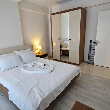 Apartament Riverside Suits- 5 Ile Evinizde Gibi *